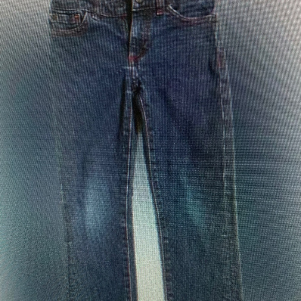 💕 Straight Leg Denim Jeans